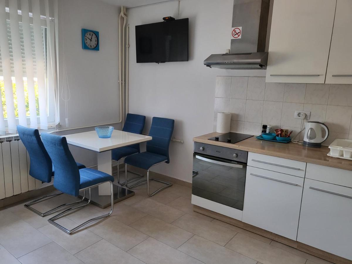 Vigo Apartman Pula Buitenkant foto