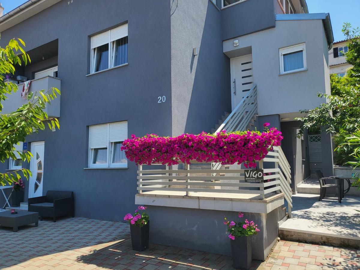 Vigo Apartman Pula Buitenkant foto