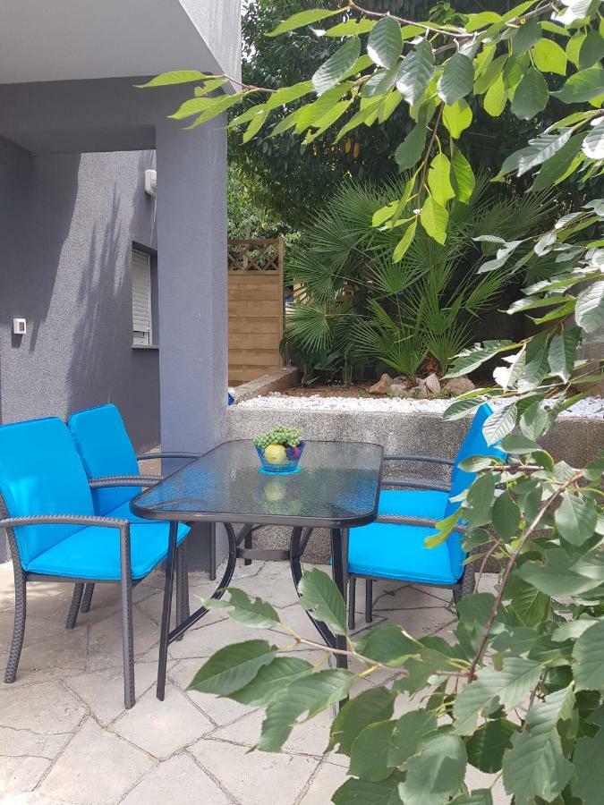 Vigo Apartman Pula Buitenkant foto